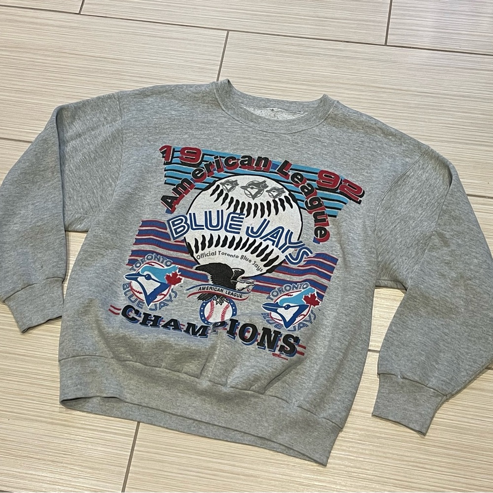 Toronto Blue Jays 1992-1993 World Champions Gray medium Crewneck Sweater